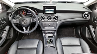 MERCEDES BENZ GLA-CLASS X156 2017