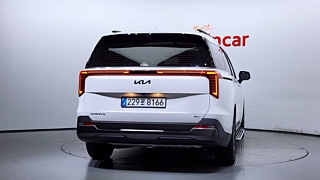 KIA CARNIVAL 2025
