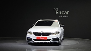 BMW 5-SERIES G30 2017