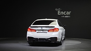 BMW 5-SERIES G30 2017