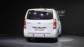 HYUNDAI STAREX GRAND 2016