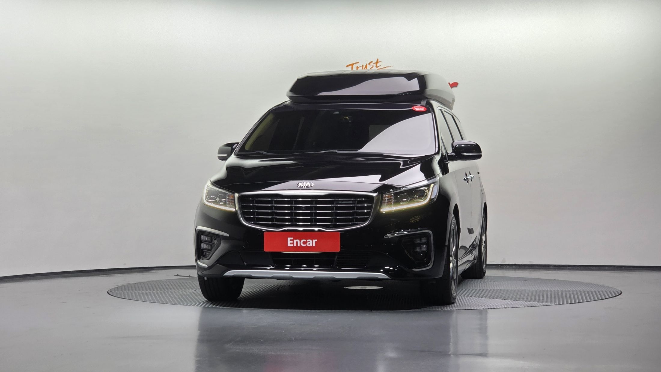 KIA CARNIVAL 2018