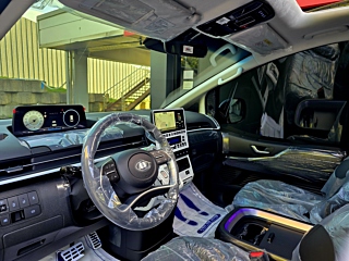 HYUNDAI STARIA 2025