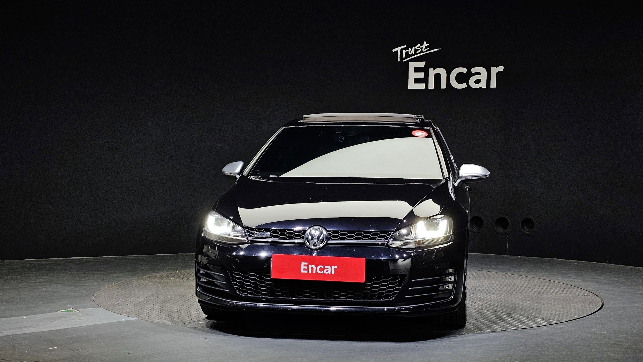 VOLKSWAGEN GOLF 2016