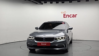 BMW 5-SERIES G30 2020
