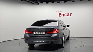 BMW 5-SERIES G30 2020