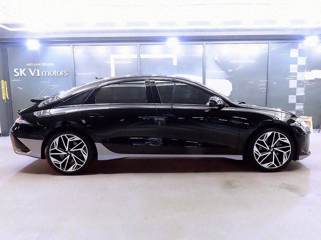 HYUNDAI IONIQ6 2022