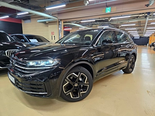 Заказать VOLKSWAGEN TOUAREG