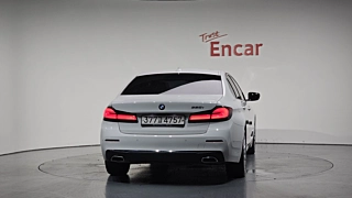 BMW 5-SERIES G30 2020