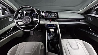 HYUNDAI AVANTE HYBRID CN7 2021