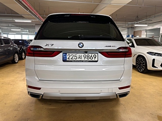 BMW X7 G07 2022