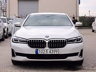 BMW 5-SERIES G30 2021