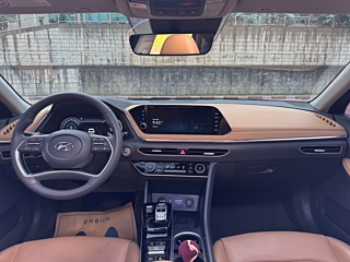 HYUNDAI SONATA DN8 2019