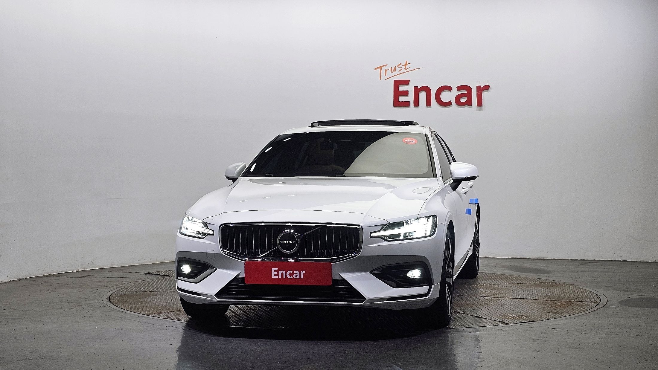 VOLVO S60 2024