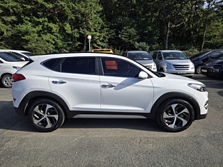 HYUNDAI TUCSON 2017