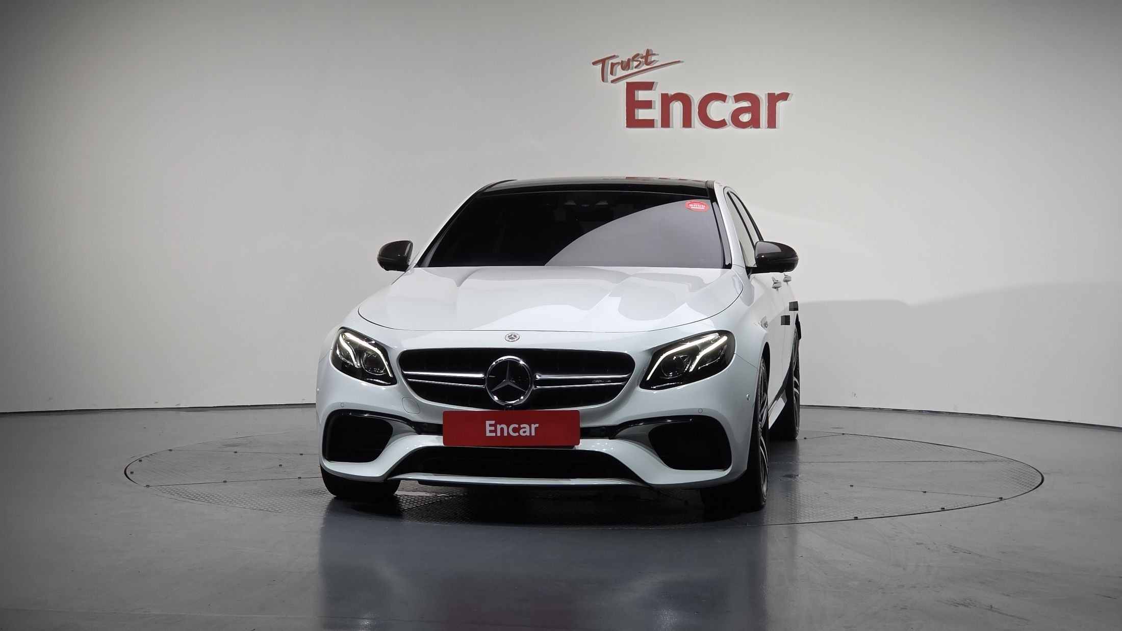 MERCEDES BENZ E-CLASS W213 2019