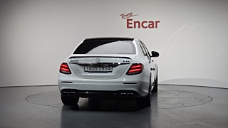 MERCEDES BENZ E-CLASS W213 2019