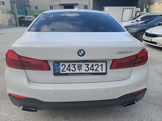 BMW 5-SERIES G30 2018