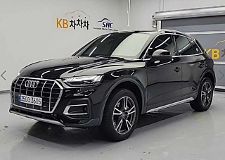 AUDI Q5 FY 2022