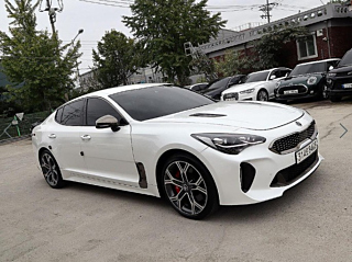 KIA STINGER 2020