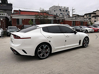 KIA STINGER 2020