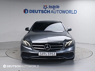 MERCEDES BENZ E-CLASS W213 2019