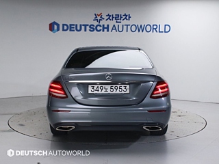 MERCEDES BENZ E-CLASS W213 2019