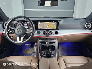 MERCEDES BENZ E-CLASS W213 2019