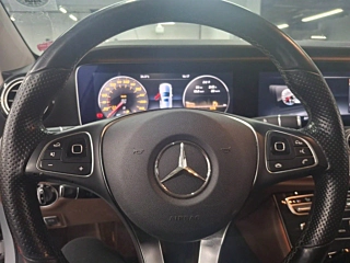 MERCEDES BENZ E-CLASS W213 2017