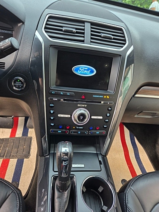 FORD EXPLORER 2017