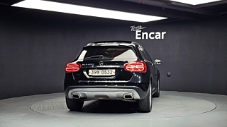 MERCEDES BENZ GLA-CLASS X156 2016