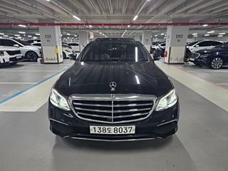 MERCEDES BENZ E-CLASS W213 2019