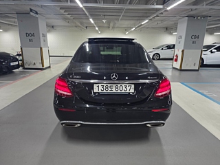 MERCEDES BENZ E-CLASS W213 2019