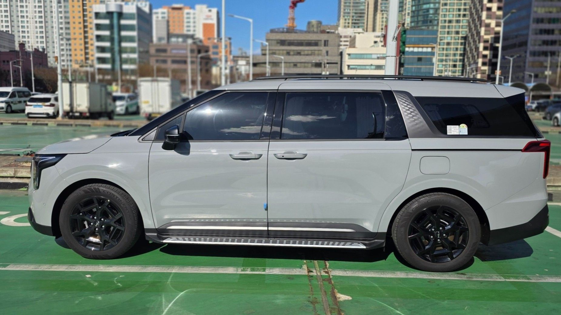 KIA CARNIVAL 2024