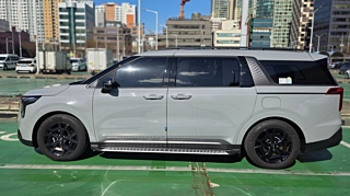KIA CARNIVAL 2024