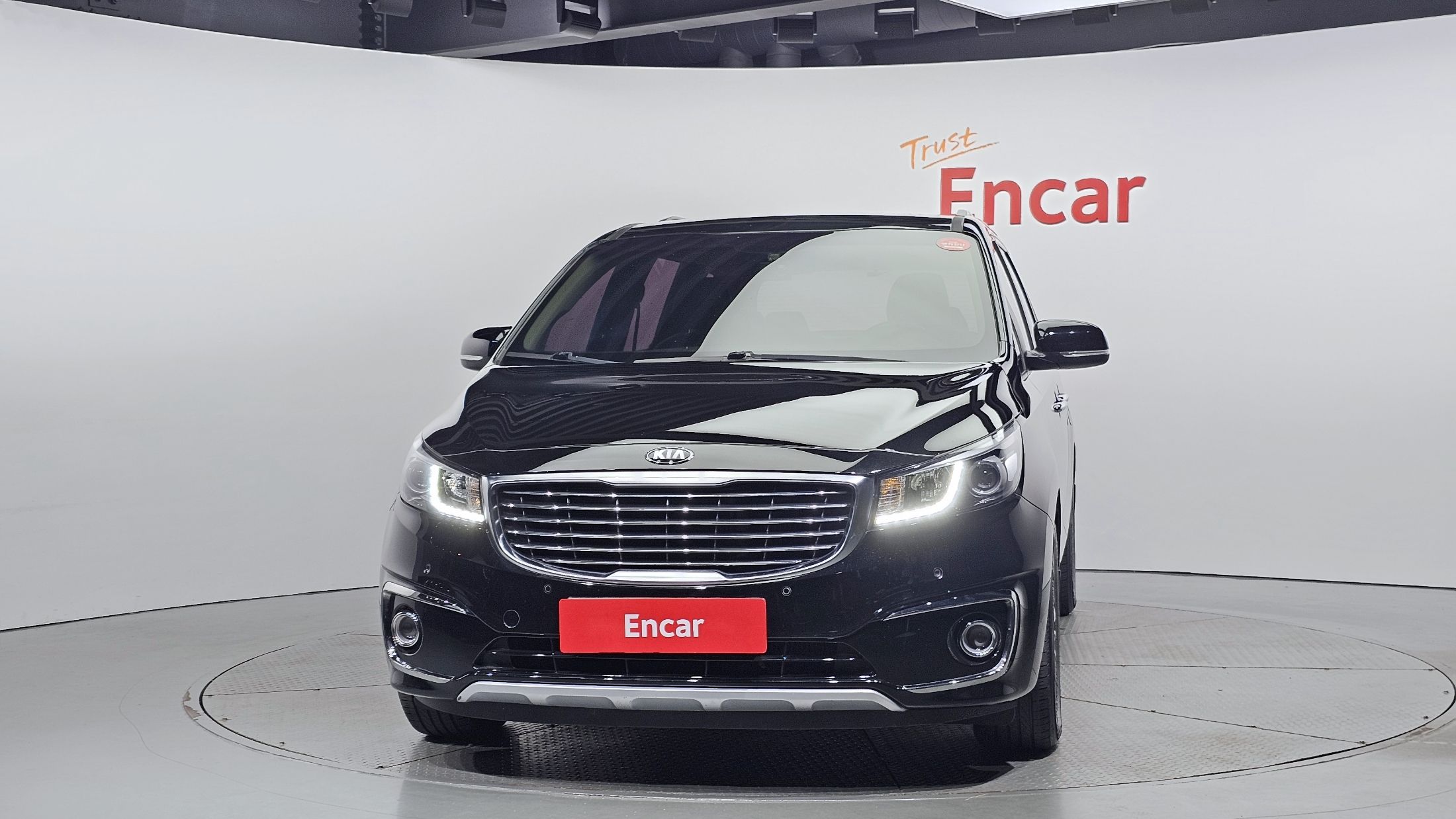 KIA CARNIVAL 2016