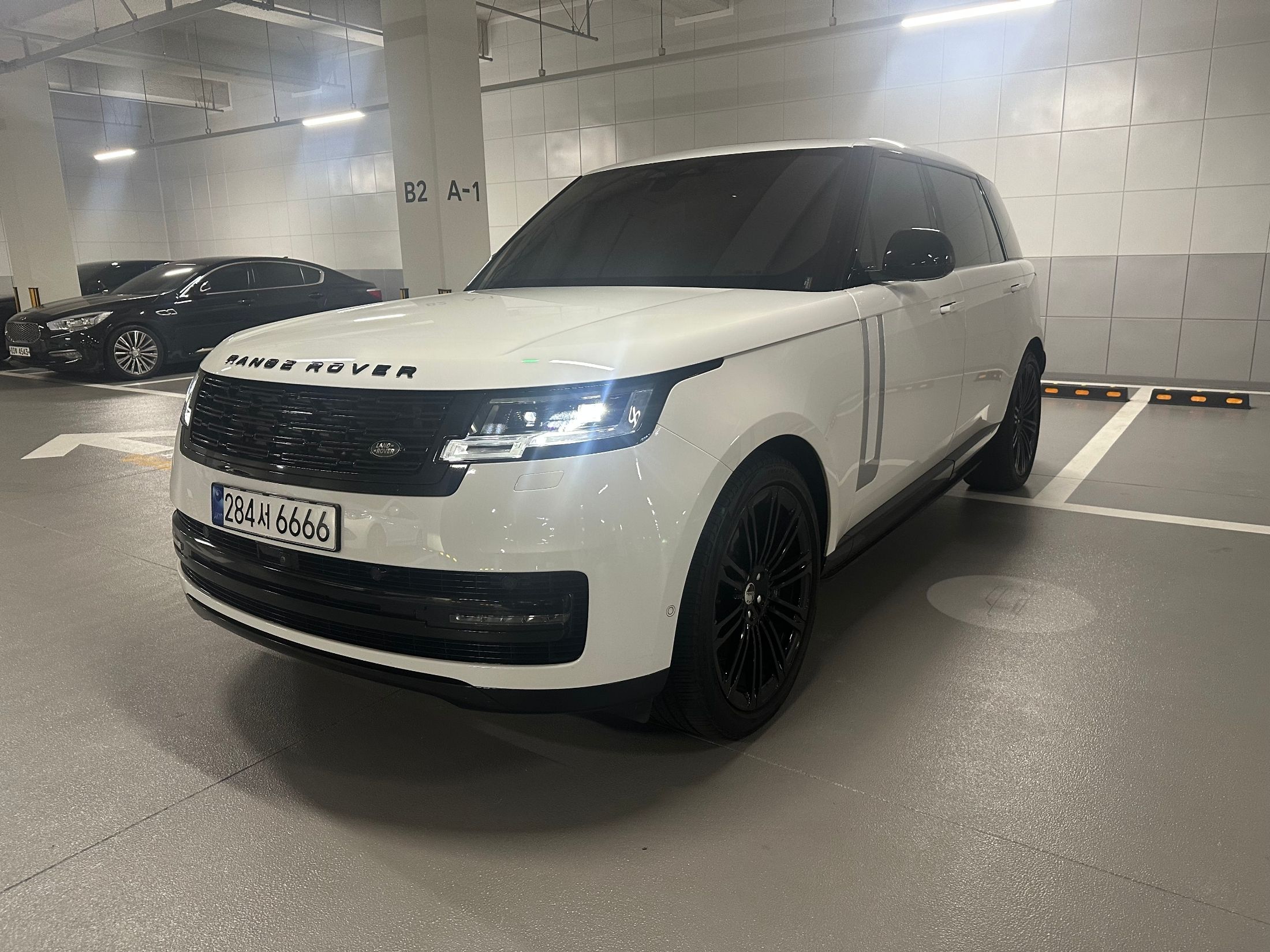 LAND ROVER RANGE ROVER 2023
