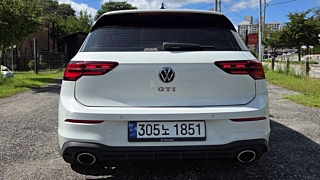 VOLKSWAGEN GOLF 2023