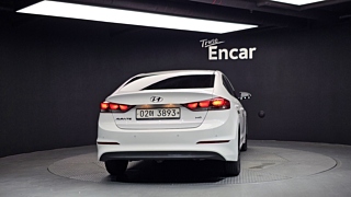 HYUNDAI AVANTE AD 2017