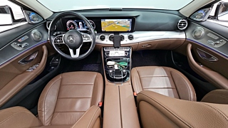 MERCEDES BENZ E-CLASS W213 2019