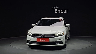 VOLKSWAGEN PASSAT 2018
