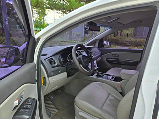 KIA CARNIVAL 2017