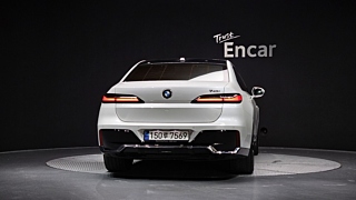 BMW 7-SERIES G70 2023