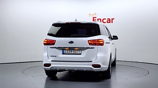 KIA CARNIVAL 2018