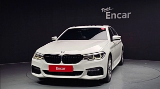 BMW 5-SERIES G30 2017