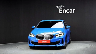 BMW 1-SERIES F40 2024