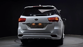 KIA CARNIVAL 2019