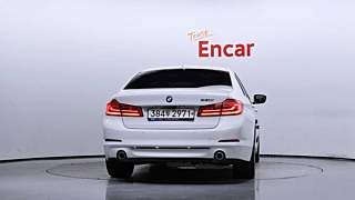 BMW 5-SERIES G30 2019