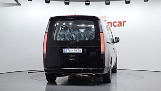 HYUNDAI STARIA 2025