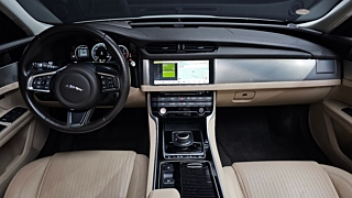 JAGUAR XF X260 2018